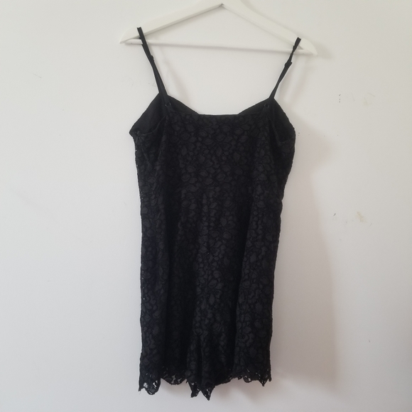 Aritzia Talula Pierrepont Romper - Picture 3 of 4